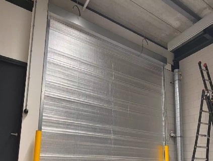 Brunatjald Jalusi RGT EW 60 Compact - Járn og gler